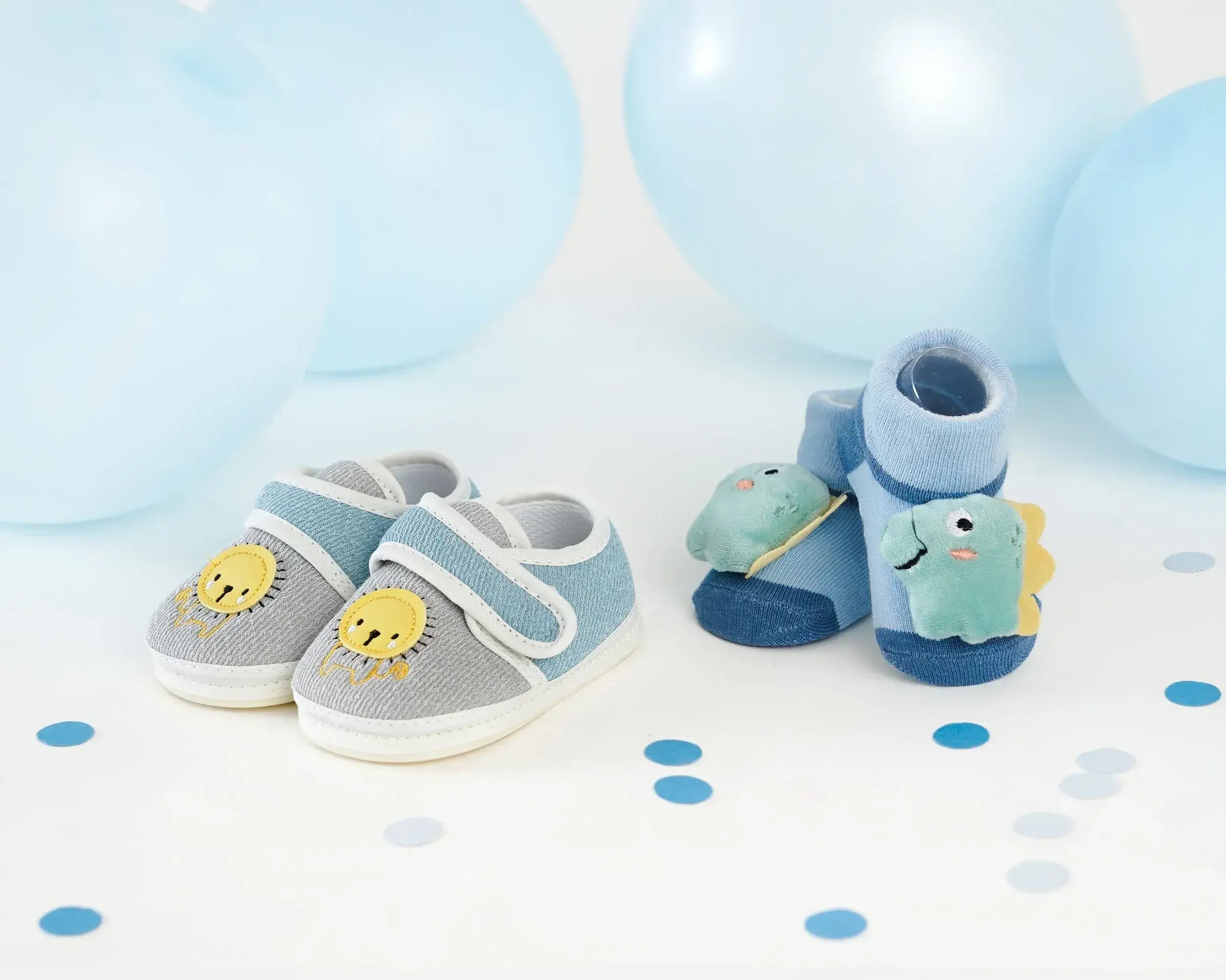 Blue baby gift hamper for newborn boy ready to gift box