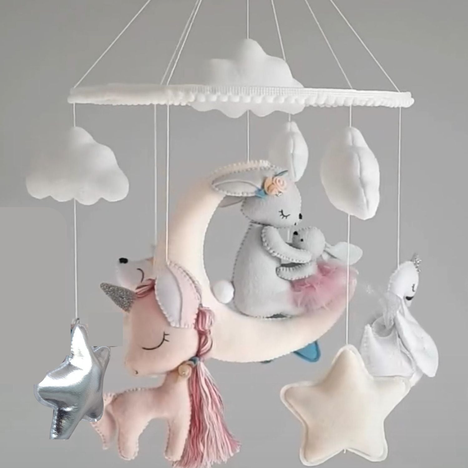 ilearnngrowBunny Family with Unicorn Cot Mobile