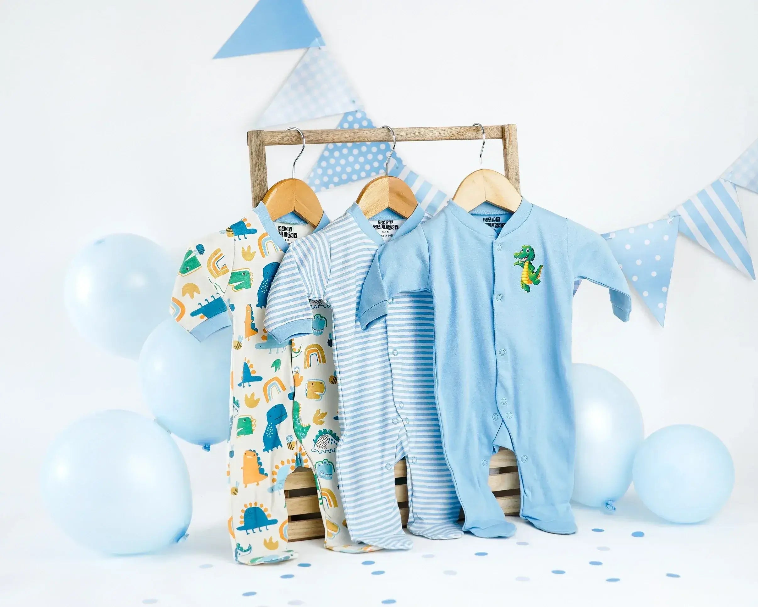 Newborn baby boy hamper blue themed gift box India
